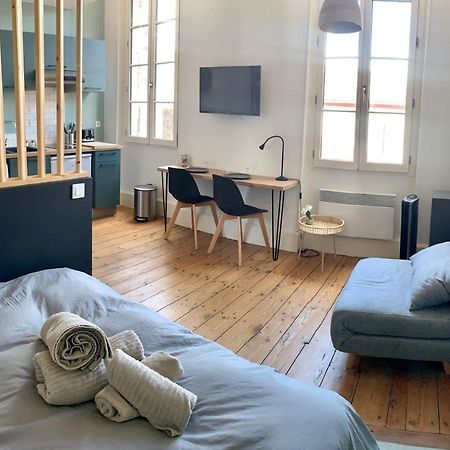 Le Dumon 4 - Studio Neuf Lumineux Calme - Wifi - Gare 200M Agen Exterior foto
